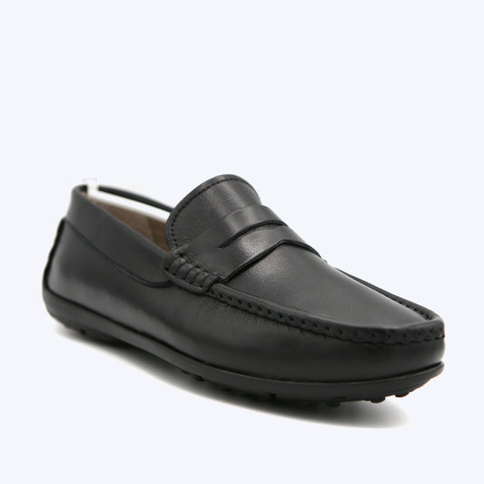 144  Mocassin Cuir Noir